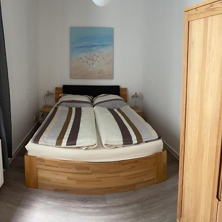 Ruhige Ferienwohnung Росток Екстер'єр фото